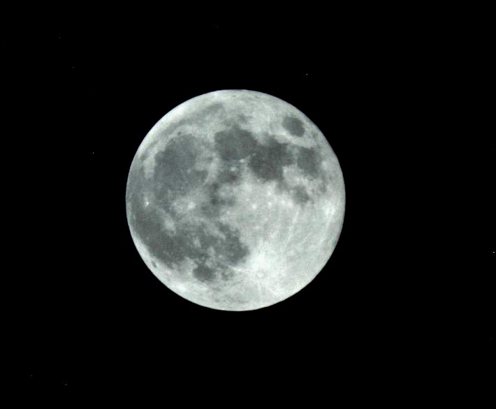 full-moon-tmax100b.jpg