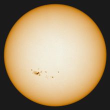 The biggest 
sunspot group in years in white light