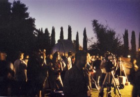 Lunar eclipse crowd, 2003 May 15